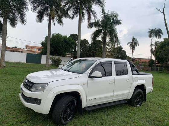 VOLKSWAGEN AMAROK 2.0 TRENDLINE 4X4 CD 16V TURBO INTERCOOLER DIESEL 4P AUTOMÁTICO VOLKSWAGEN AMAROK 2.0 TRENDLINE 4X4 CD 16V TURBO INTERCOOLER DIESEL 4P AUTOMÁTICO